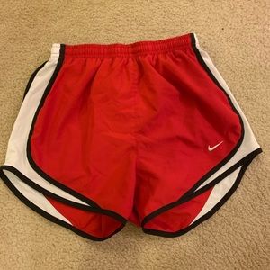 red nike shorts sz extra small